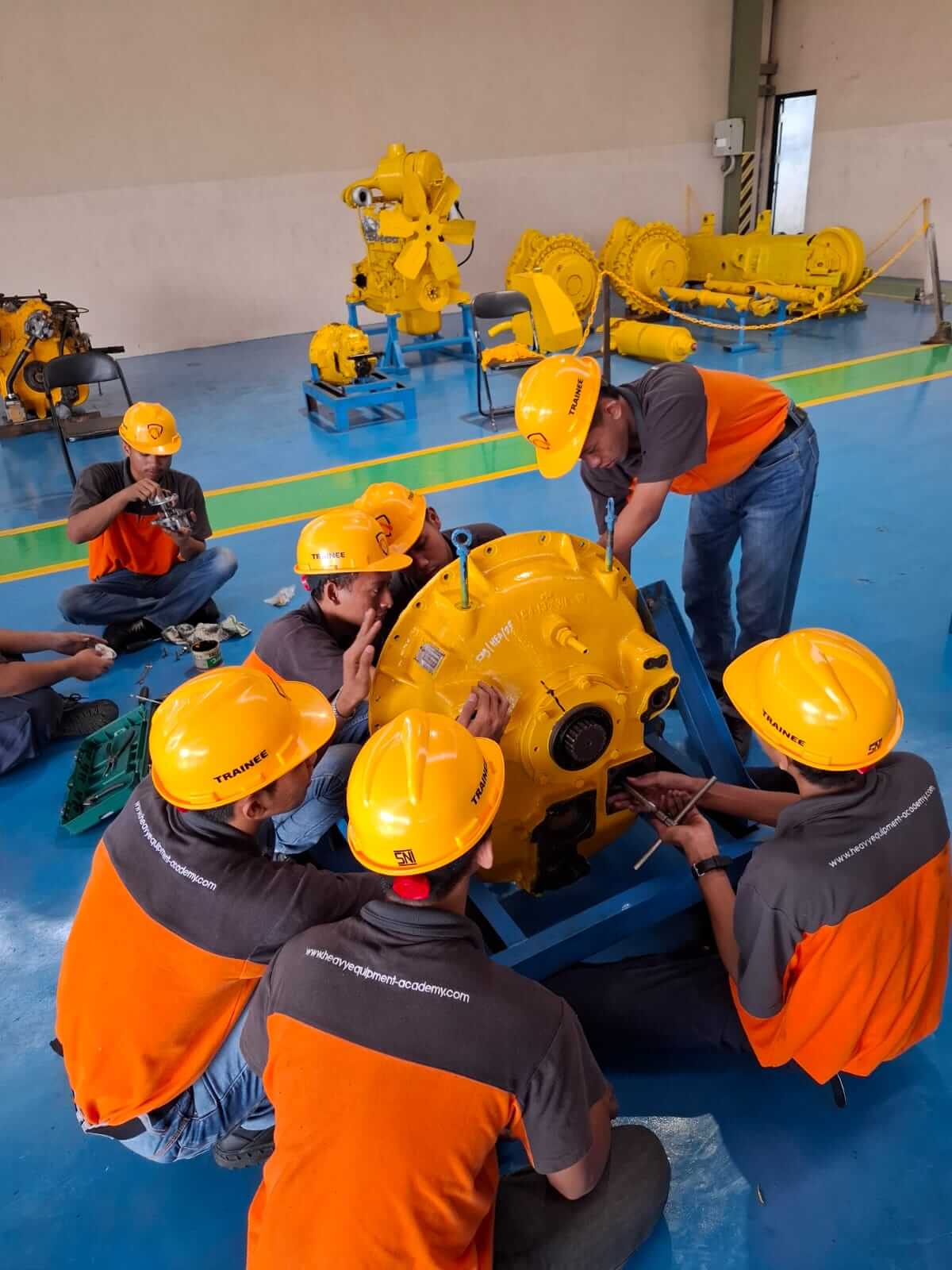 Group training session with multiple students